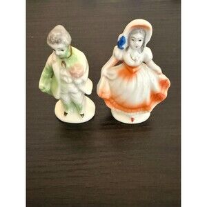 Vintage Miniture Courting Couple Porcelain Figurines Green/Orange 2.5"